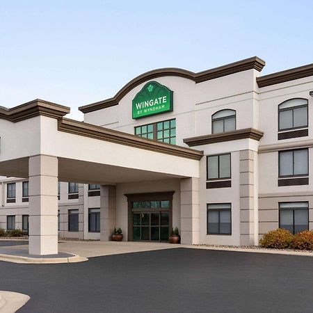 Wingate By Wyndham Green Bay Bagian luar foto