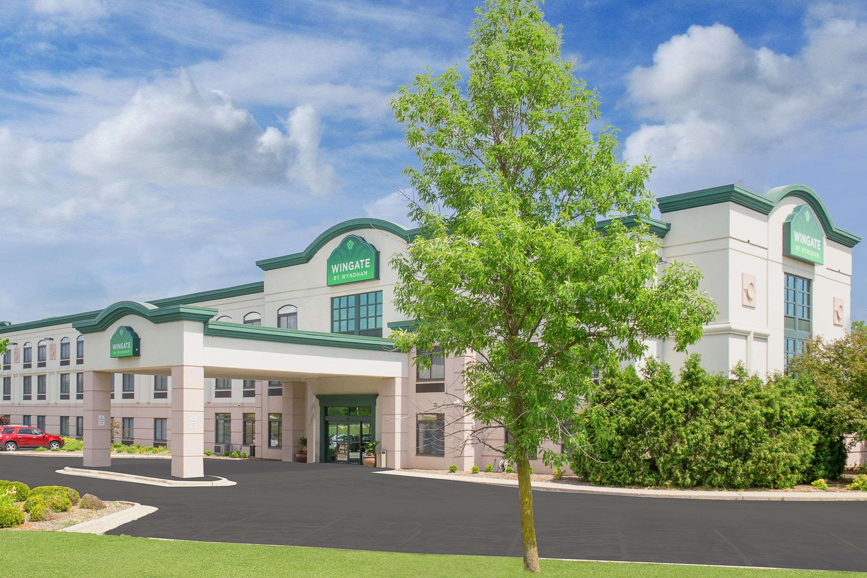 Wingate By Wyndham Green Bay Bagian luar foto