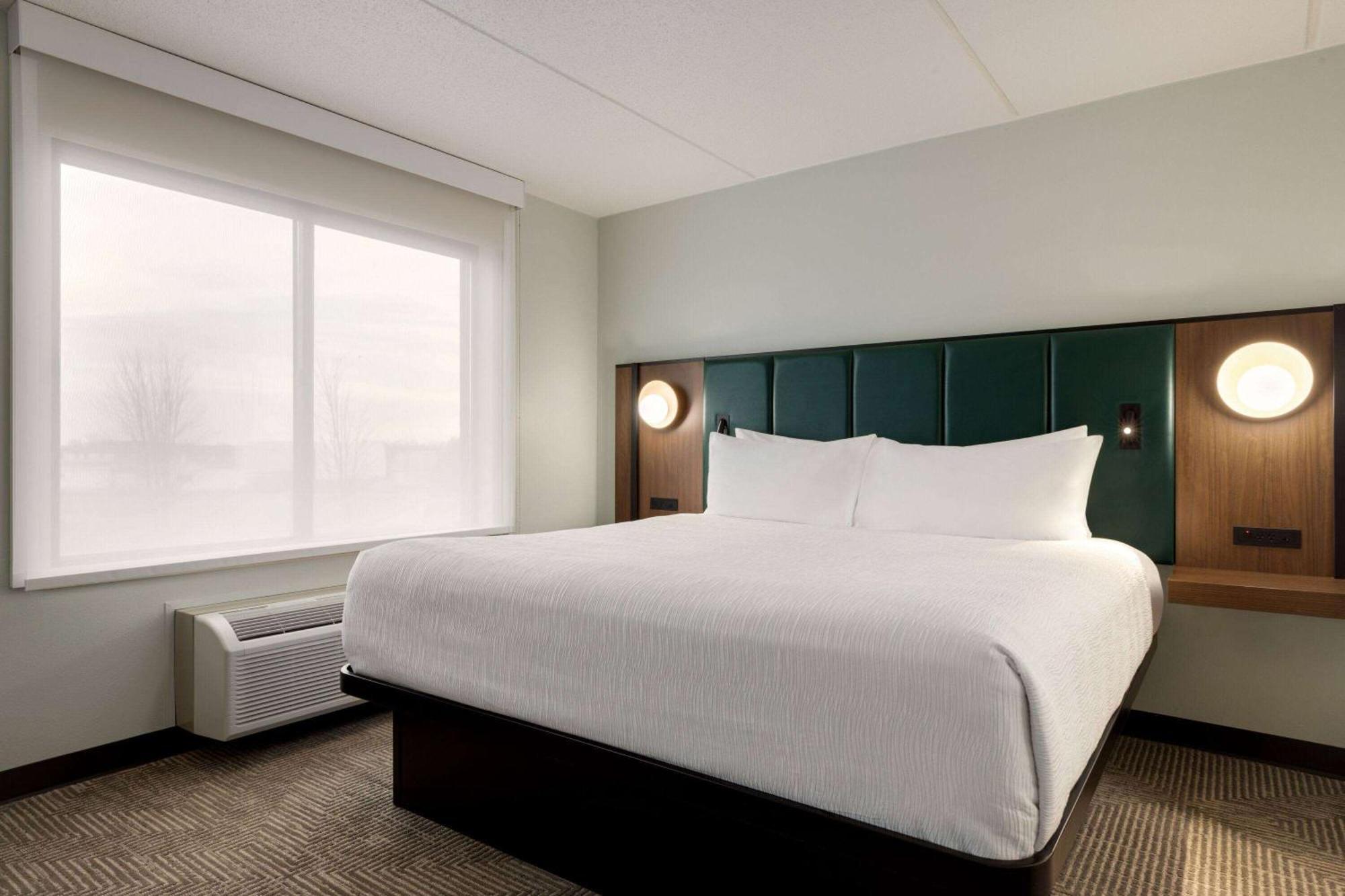 Wingate By Wyndham Green Bay Bagian luar foto
