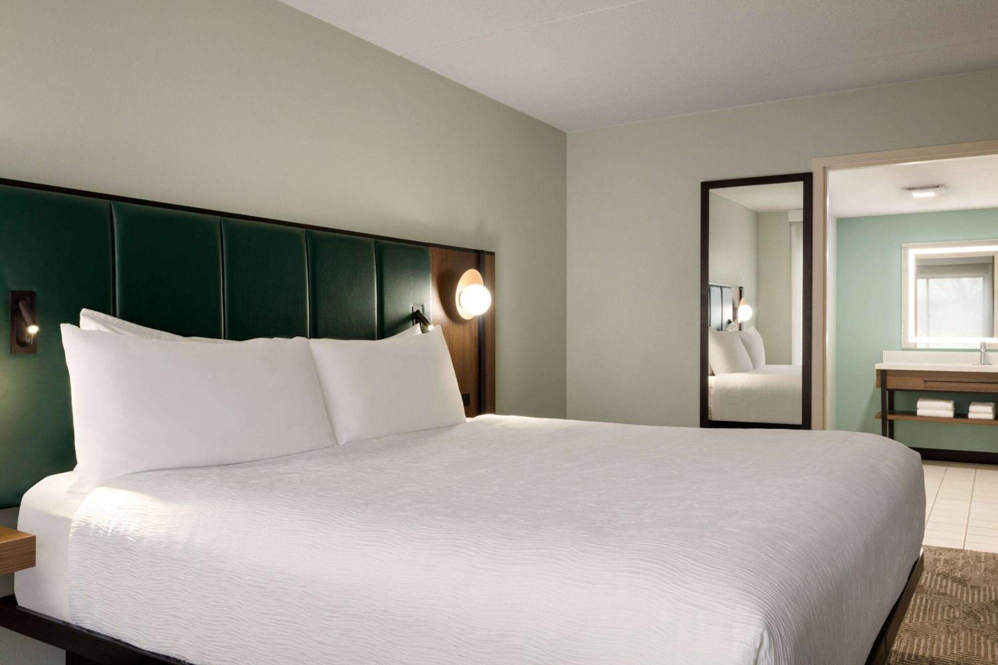 Wingate By Wyndham Green Bay Bagian luar foto