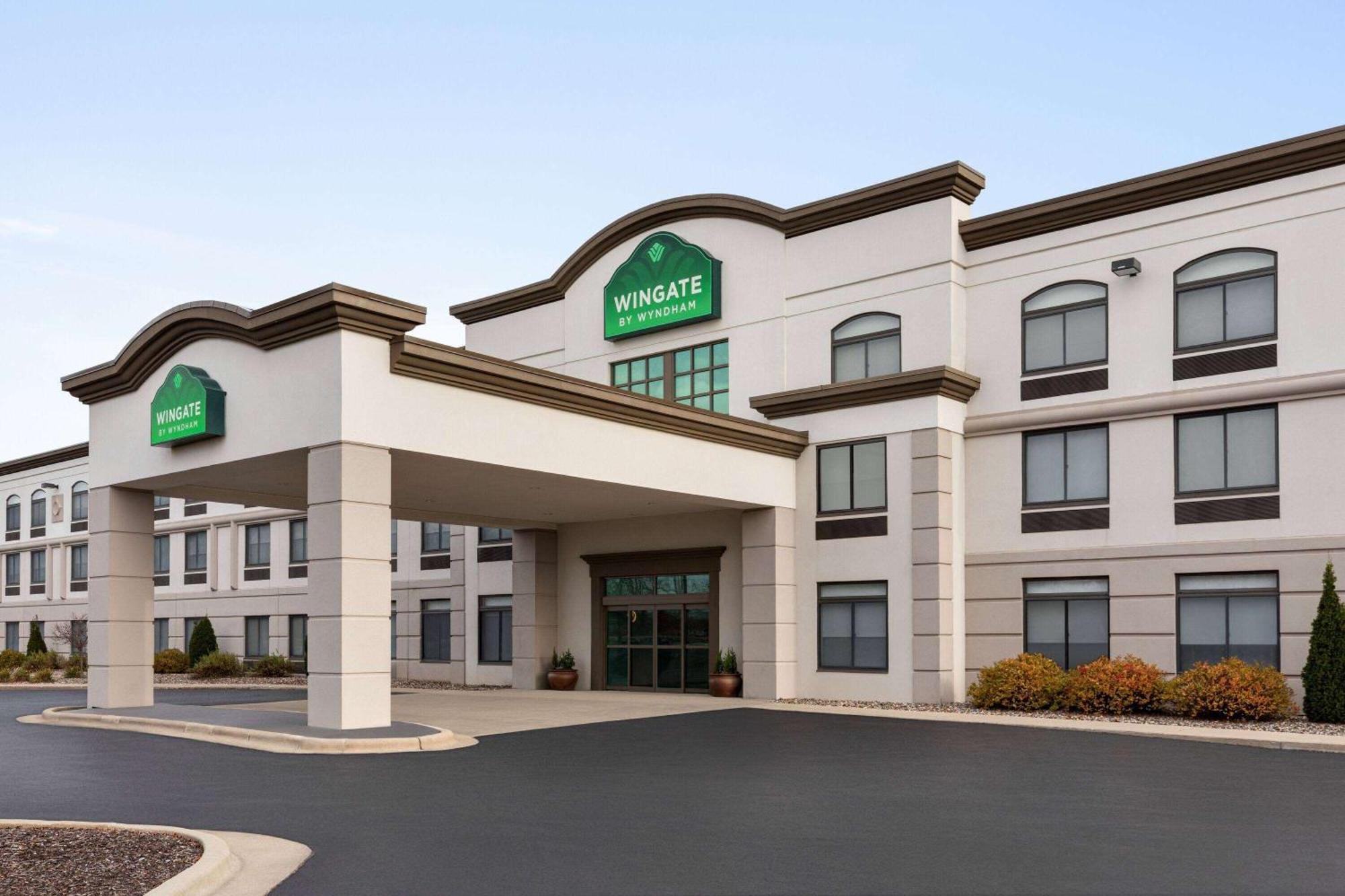 Wingate By Wyndham Green Bay Bagian luar foto